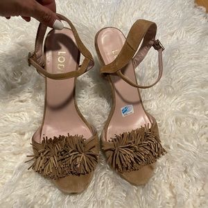 Brown suede high heels 🥰